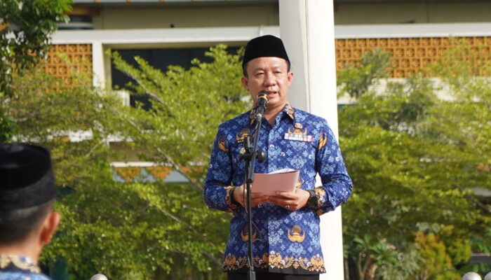 Pj Bupati Pringsewu Pimpin Apel Perdana Awal Tahun 2025